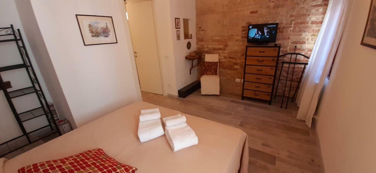 Isepo Apartment Венеция Екстериор снимка